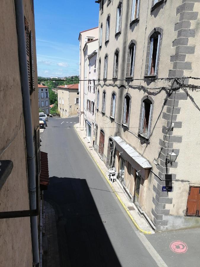 Apartmán Au Thiernois Thiers Exteriér fotografie